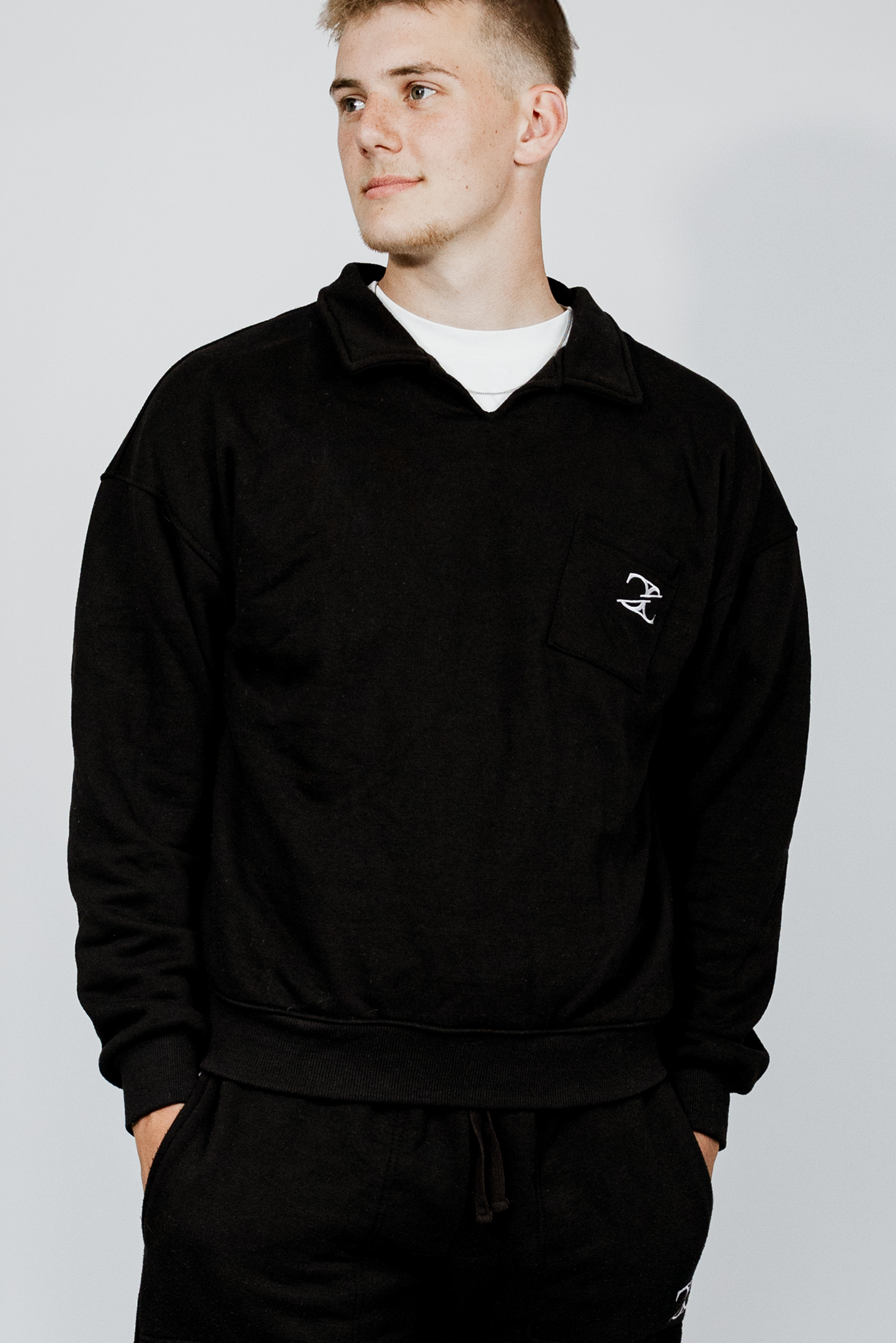 Signature Sweater Black