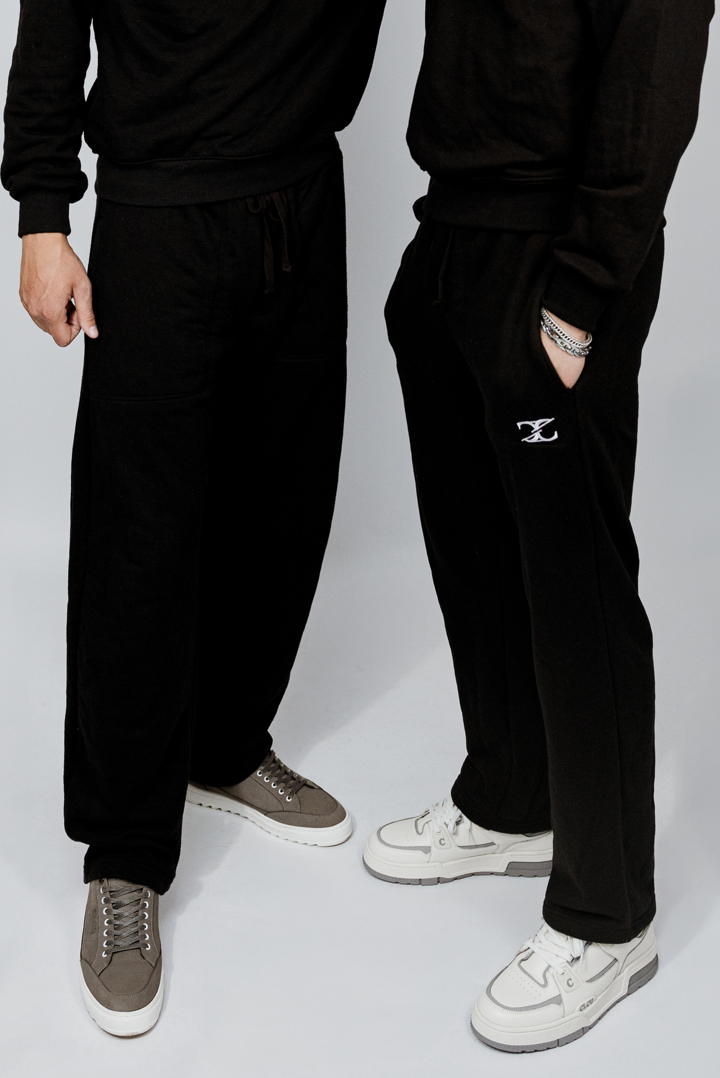 Signature Straight Leg Black